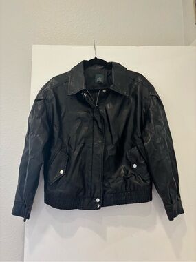Wild Fable Black Faux Leather Bomber Jacket Size M Full Zip Moto Streetwear